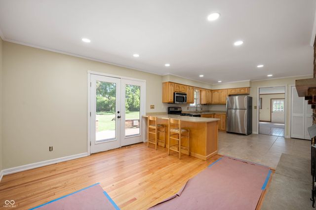 6208 W 100 S, New Palestine, IN 46163