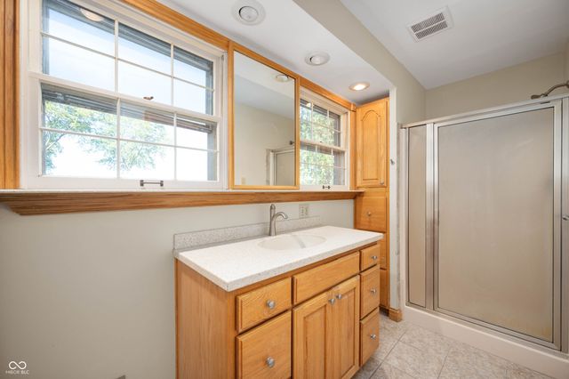 6208 W 100 S, New Palestine, IN 46163