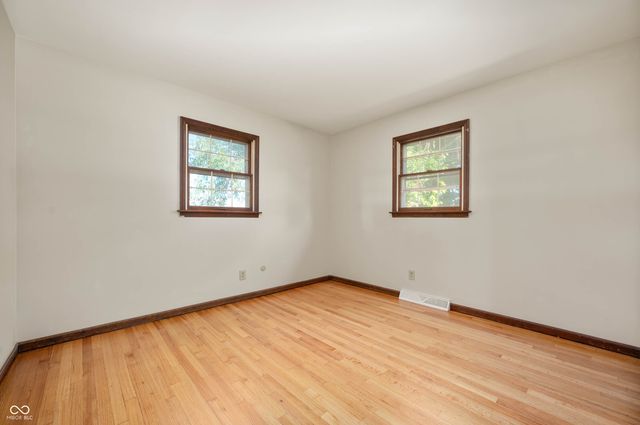 6208 W 100 S, New Palestine, IN 46163