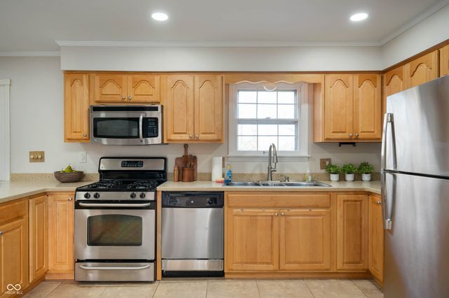 6208 W 100 S, New Palestine, IN 46163