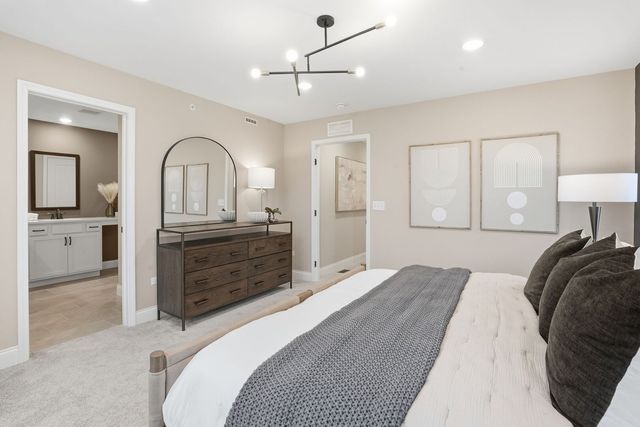 205 Steeple Bush Lane 10444, Schaumburg, IL 60193