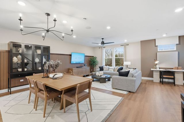 205 Steeple Bush Lane 10444, Schaumburg, IL 60193