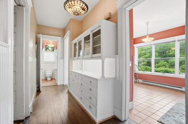 333 Springfield Pike, Wyoming, OH 45215