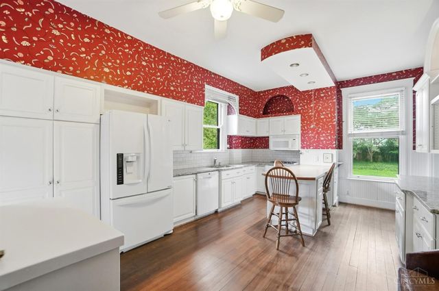 333 Springfield Pike, Wyoming, OH 45215