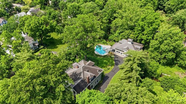 333 Springfield Pike, Wyoming, OH 45215