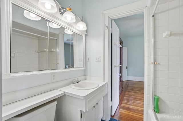 333 Springfield Pike, Wyoming, OH 45215