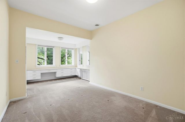 333 Springfield Pike, Wyoming, OH 45215