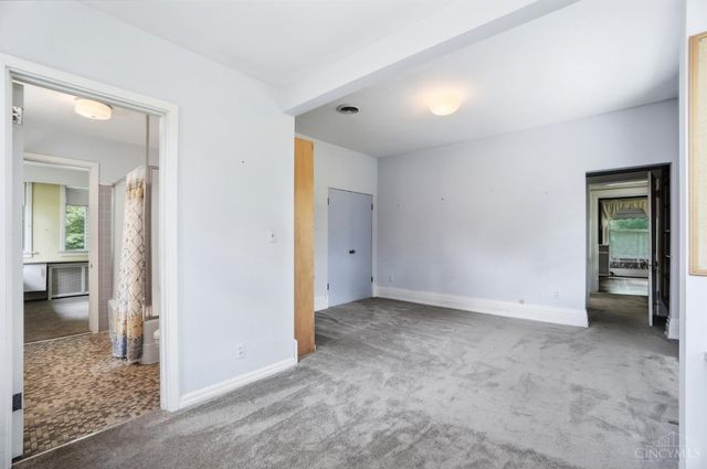 333 Springfield Pike, Wyoming, OH 45215