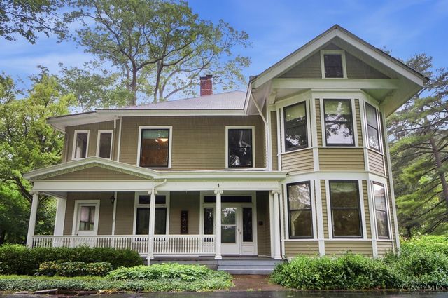 333 Springfield Pike, Wyoming, OH 45215