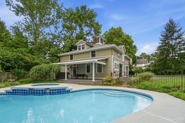 333 Springfield Pike, Wyoming, OH 45215