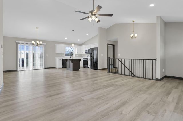 315 Oak Street, Centerburg, OH 43011