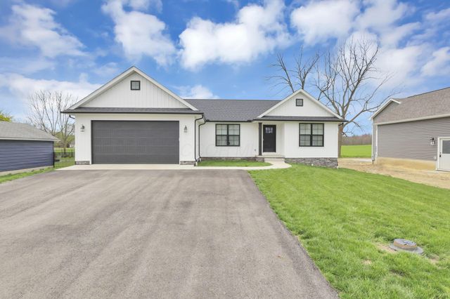 315 Oak Street, Centerburg, OH 43011