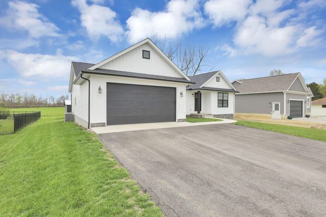 315 Oak Street, Centerburg, OH 43011