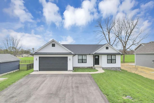 315 Oak Street, Centerburg, OH 43011