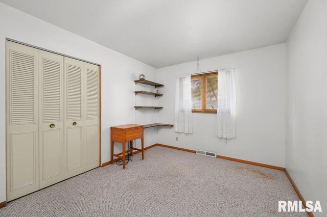 513 12TH Avenue, Hampton, IL 61256