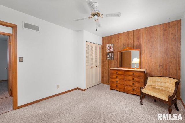 513 12TH Avenue, Hampton, IL 61256