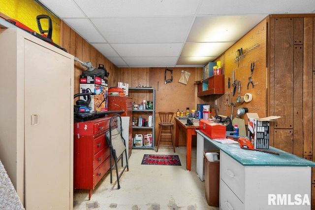 513 12TH Avenue, Hampton, IL 61256