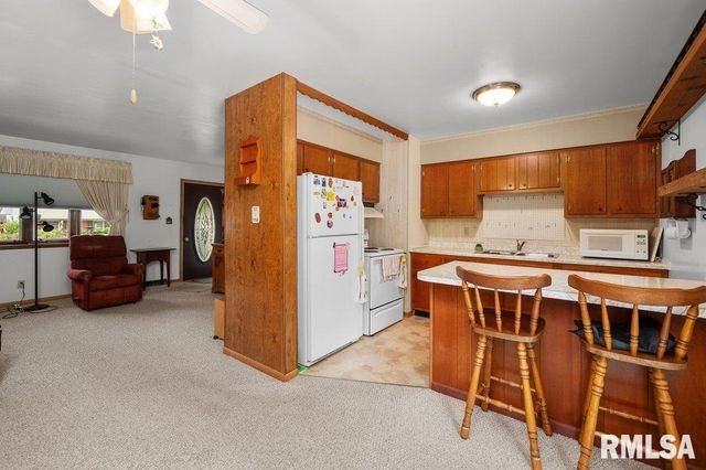 513 12TH Avenue, Hampton, IL 61256