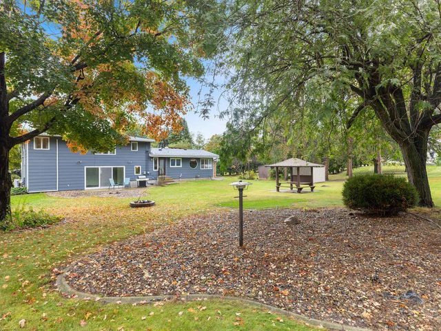 413 12th Street, Howard Lake, MN 55349