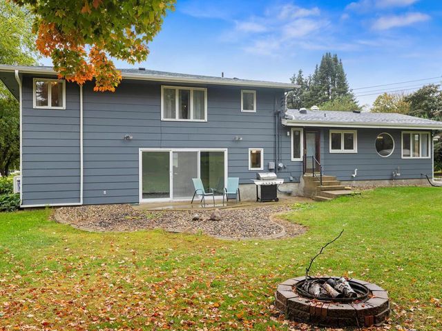 413 12th Street, Howard Lake, MN 55349