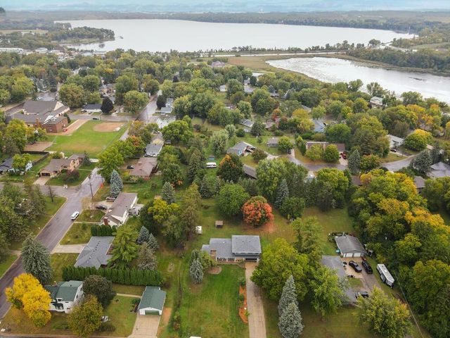 413 12th Street, Howard Lake, MN 55349