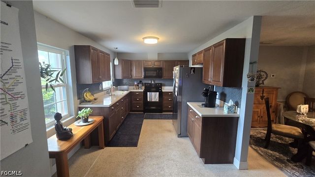 18079 Constitution CIR, Fort Myers, FL 33967