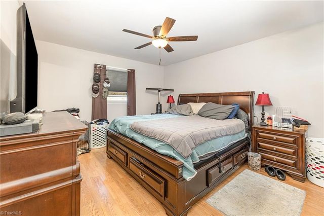 110 Linville Springs Road, Kernersville, NC 27284