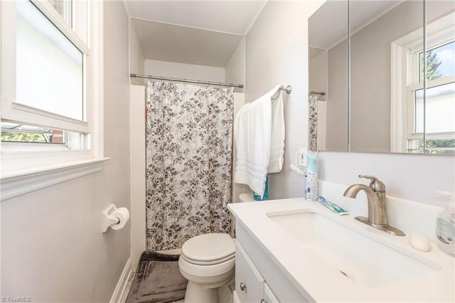 110 Linville Springs Road, Kernersville, NC 27284