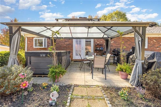 110 Linville Springs Road, Kernersville, NC 27284