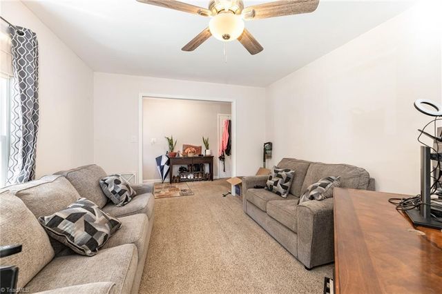 110 Linville Springs Road, Kernersville, NC 27284