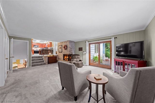 802 Deerfield Lane NE, Massillon, OH 44646