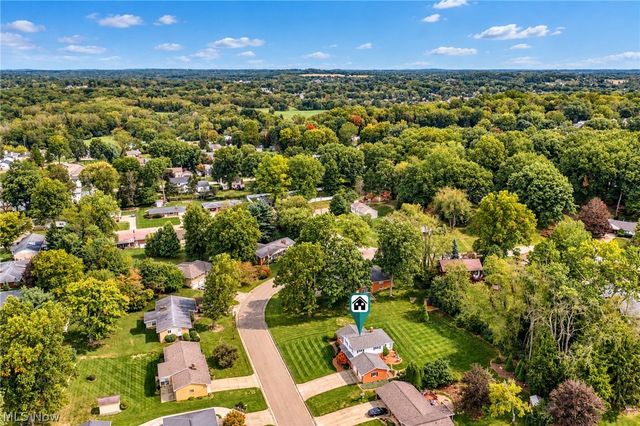 802 Deerfield Lane NE, Massillon, OH 44646