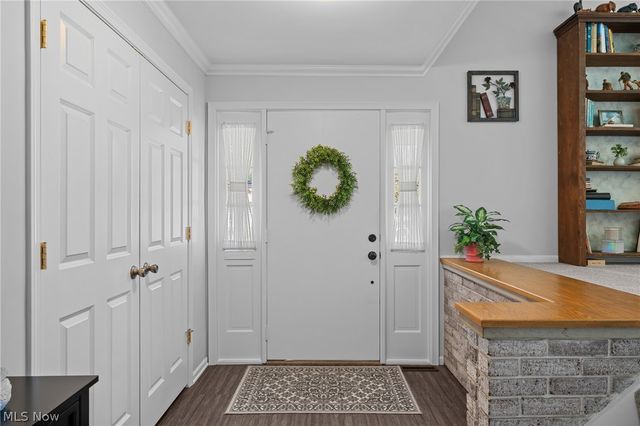 802 Deerfield Lane NE, Massillon, OH 44646