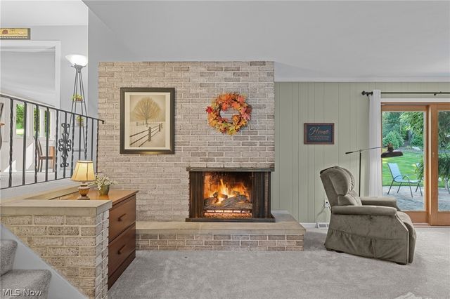 802 Deerfield Lane NE, Massillon, OH 44646