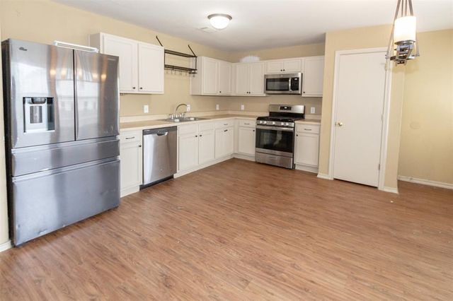 11800 Savanna Canyon CT, Del Valle, TX 78617