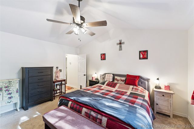 91 Plum Tree Road, Salina, OK 74365