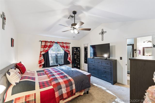 91 Plum Tree Road, Salina, OK 74365