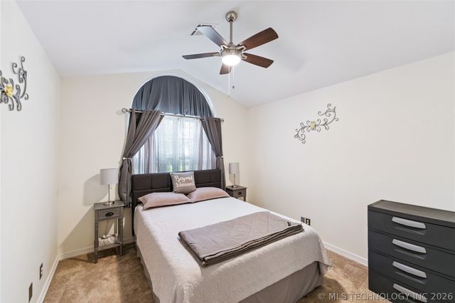 91 Plum Tree Road, Salina, OK 74365