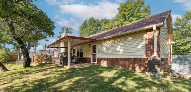 91 Plum Tree Road, Salina, OK 74365