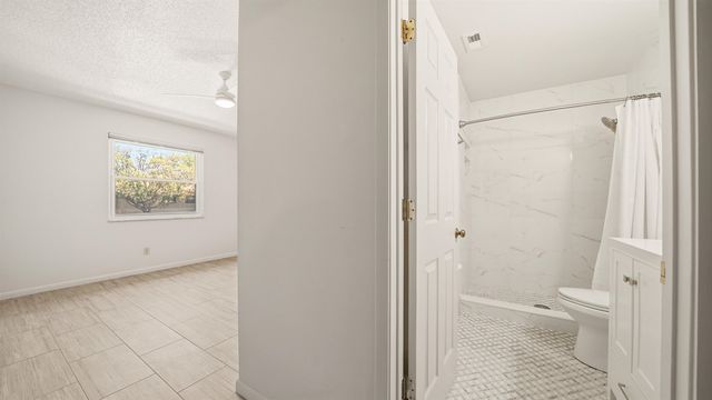 32 Navarra Ct, St Augustine, FL 32086