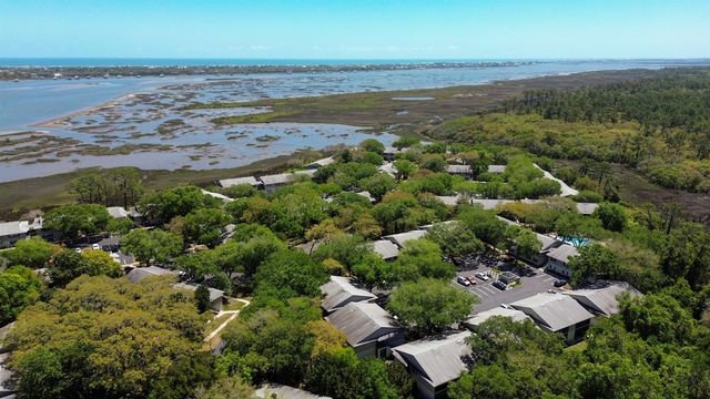 32 Navarra Ct, St Augustine, FL 32086