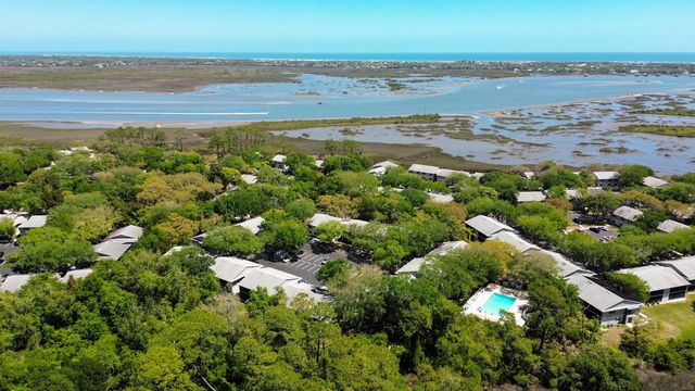 32 Navarra Ct, St Augustine, FL 32086