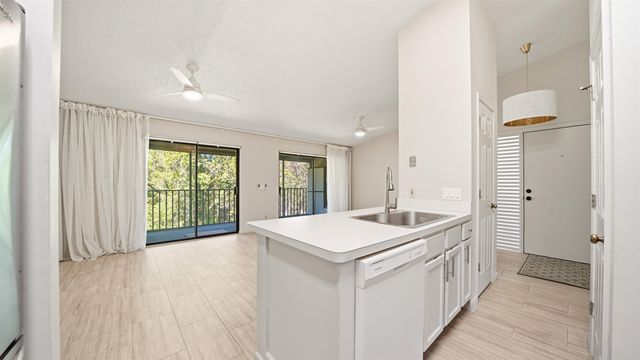 32 Navarra Ct, St Augustine, FL 32086