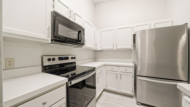 32 Navarra Ct, St Augustine, FL 32086