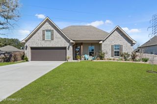 12082 Michael Grace Drive, Gulfport, MS 39503