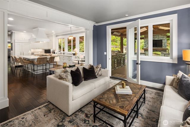 8512 213th Place NE, Redmond, WA 98053