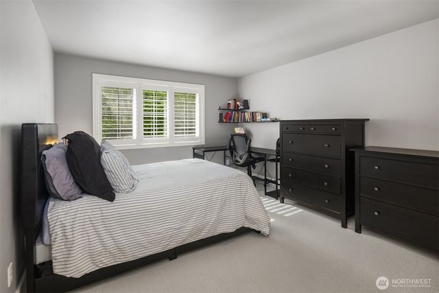 8512 213th Place NE, Redmond, WA 98053