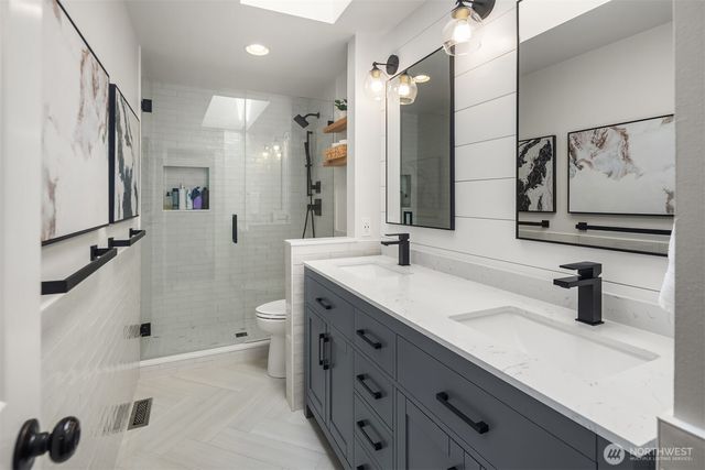 8512 213th Place NE, Redmond, WA 98053