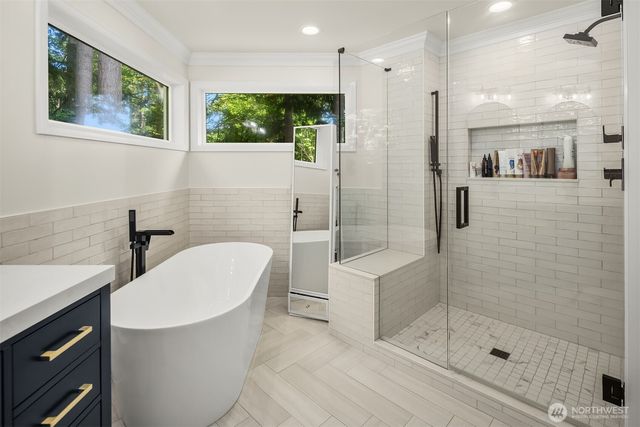 8512 213th Place NE, Redmond, WA 98053