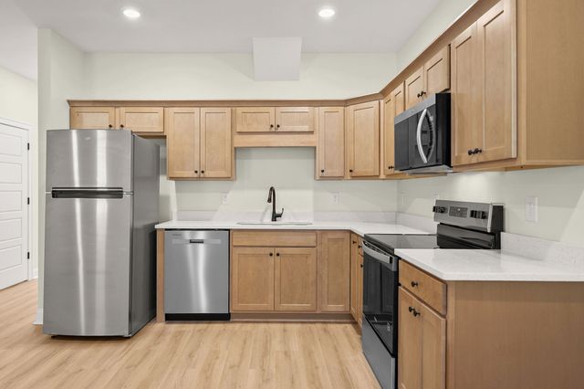 320 S 7th St Unit A, Clarksville, TN 37040